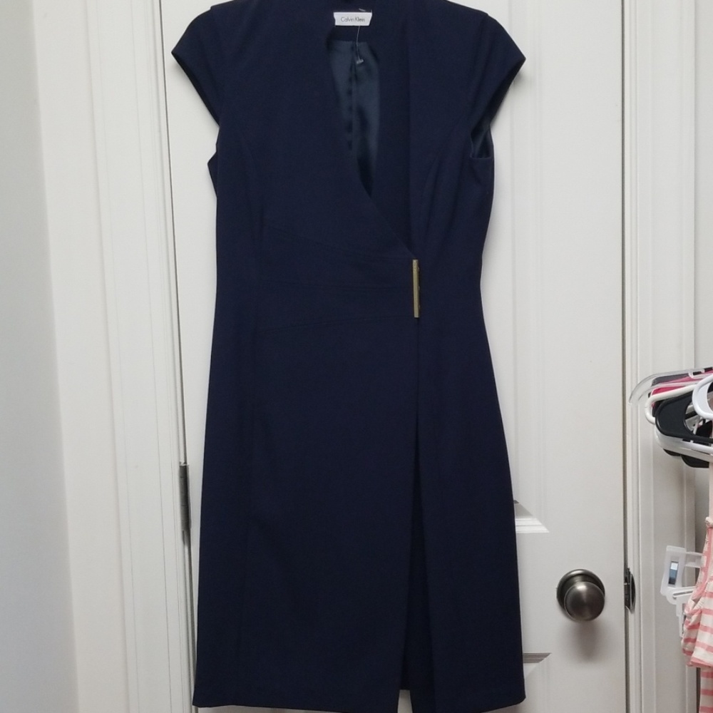 Sze 2 Calvin Klein dress